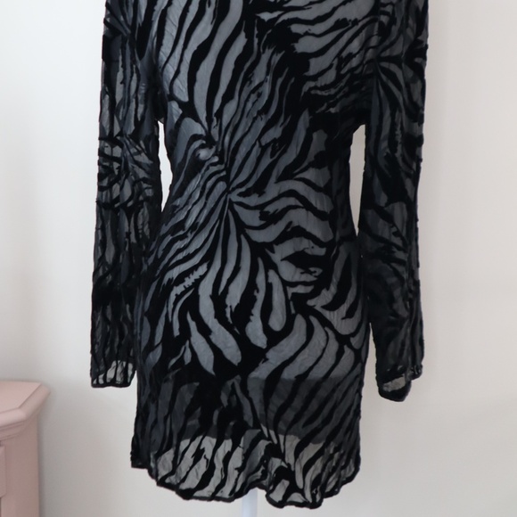 Vintage Victorias Secret Sheer Tunic Zebra Print Tie Front LARGE - Picture 3 of 4